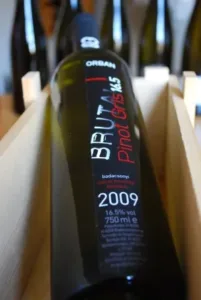 03 Brutal Pinot Gris