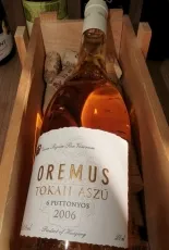 6 puttonyos Tokaji Aszú 6 puttonyos Tokaji Aszú