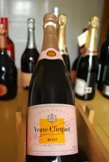 Champagne Veuve Clicquot Rosé NV Champagne Veuve Clicquot Rosé NV
