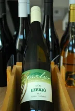 Móri Ezerjó Móri Ezerjó