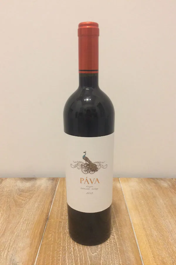 Páva 2012