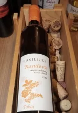 Randevú